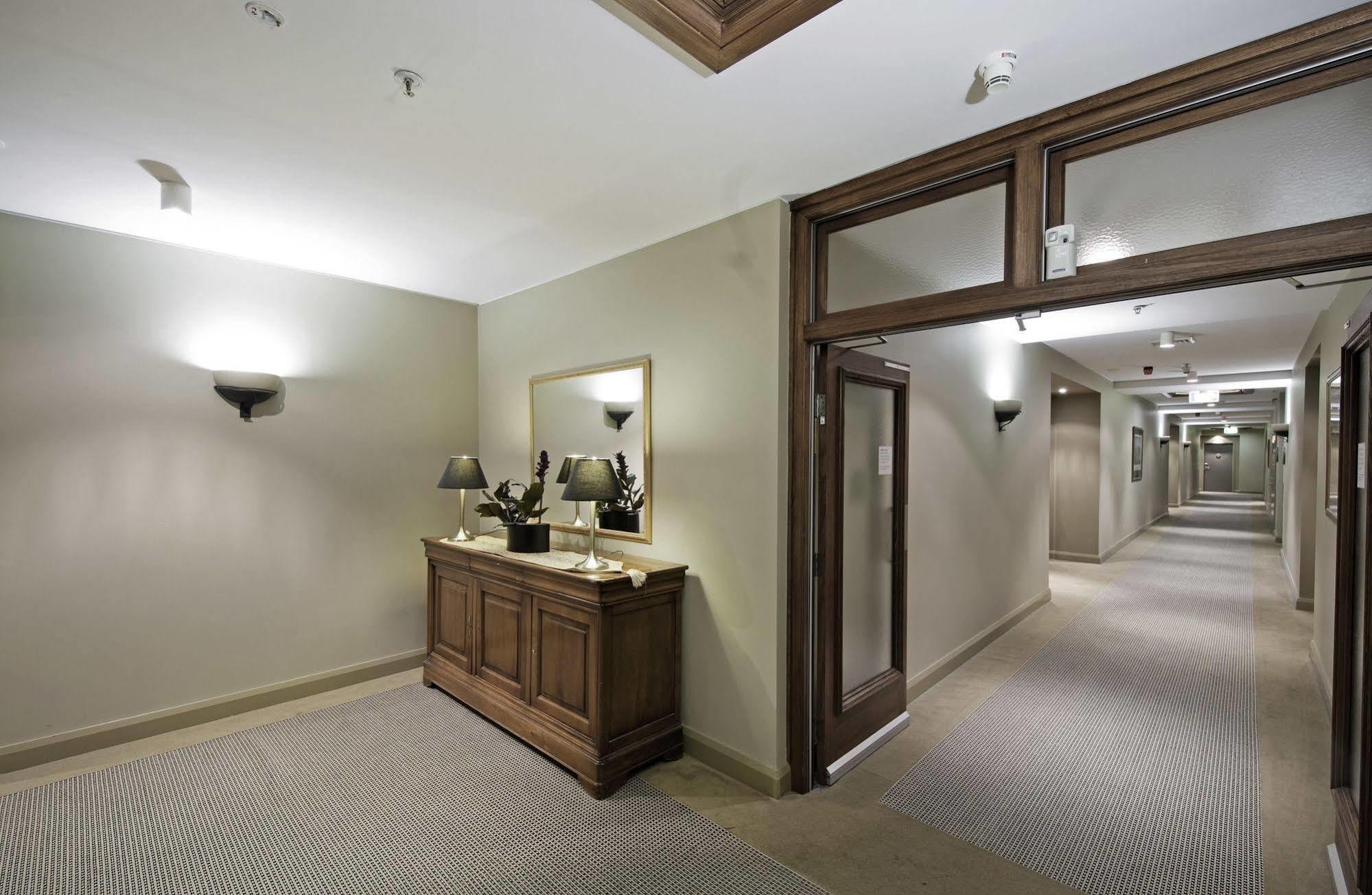 เควสต์ แคนเบอร่า อพาร์ตเมนต์ Aparthotel แคนเบอร์รา ภายนอก รูปภาพ
